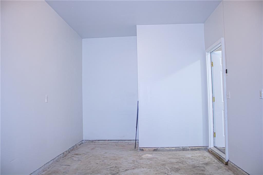 247 Brookview Drive, Riverdale, Georgia image 40