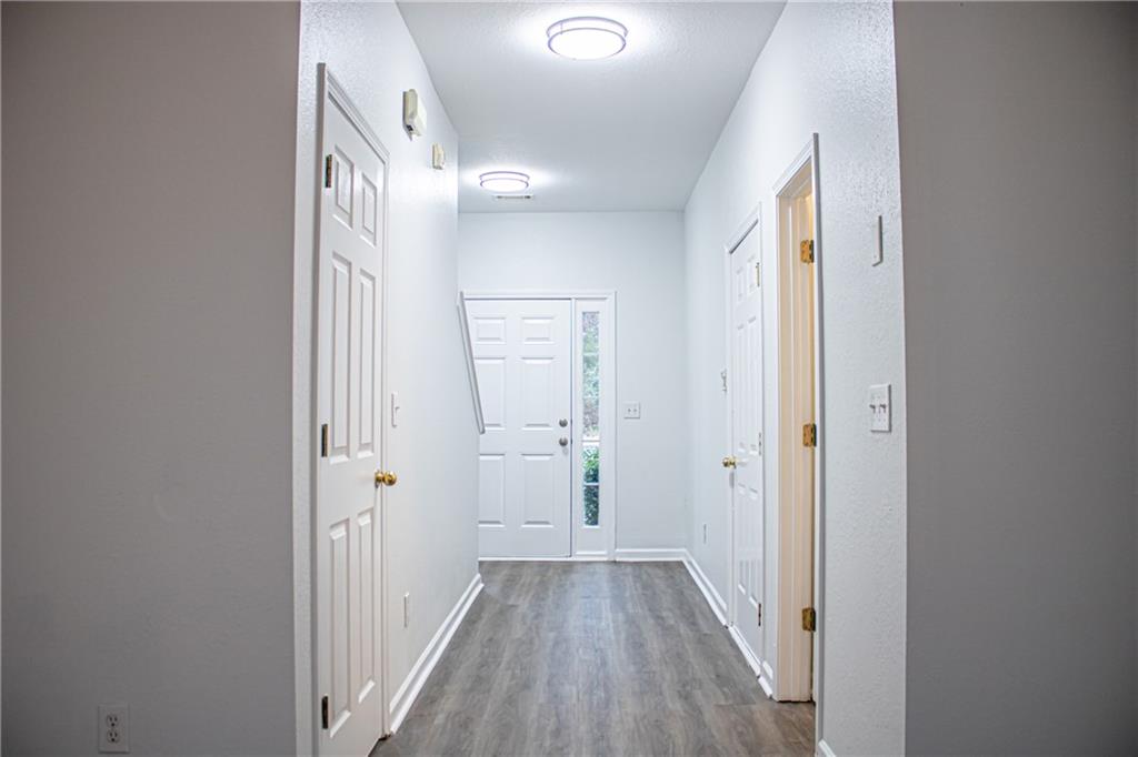 247 Brookview Drive, Riverdale, Georgia image 11