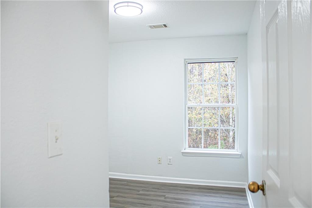 247 Brookview Drive, Riverdale, Georgia image 22