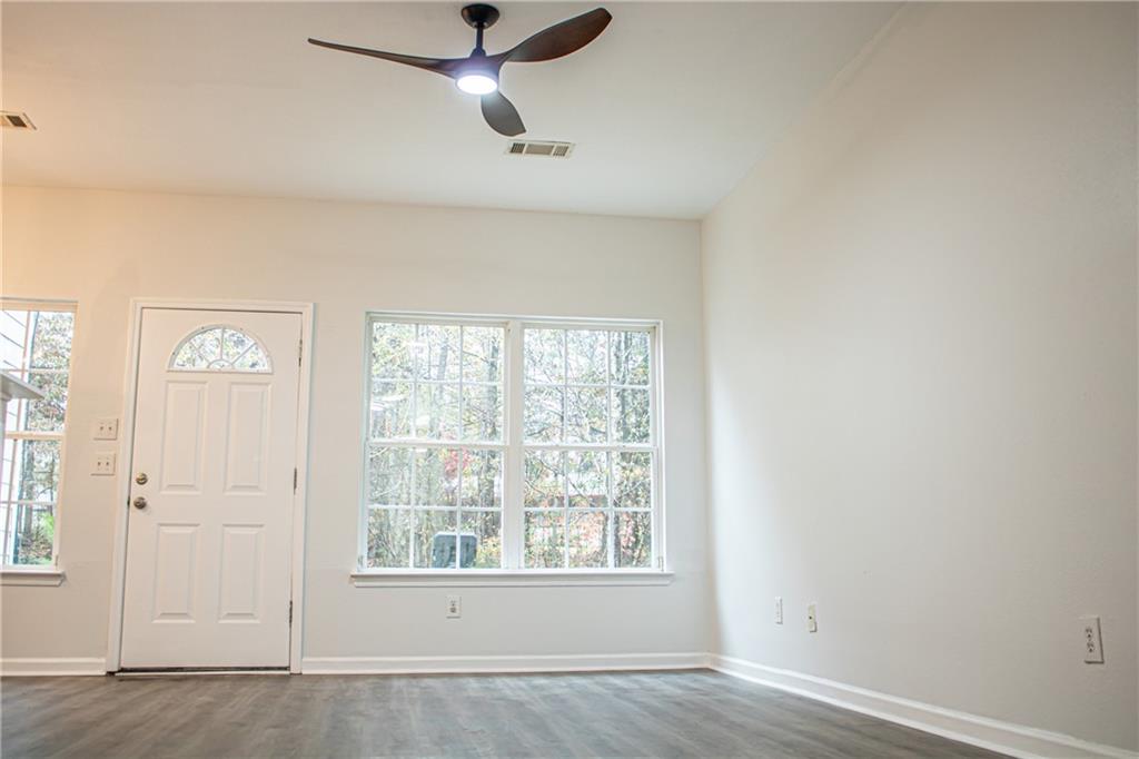 247 Brookview Drive, Riverdale, Georgia image 6