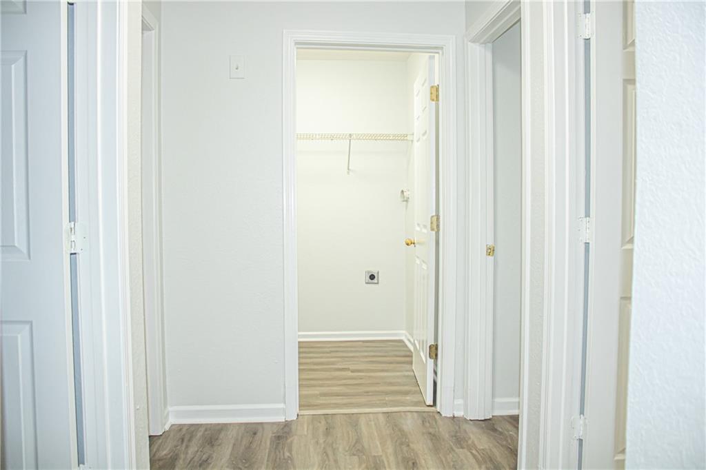247 Brookview Drive, Riverdale, Georgia image 13