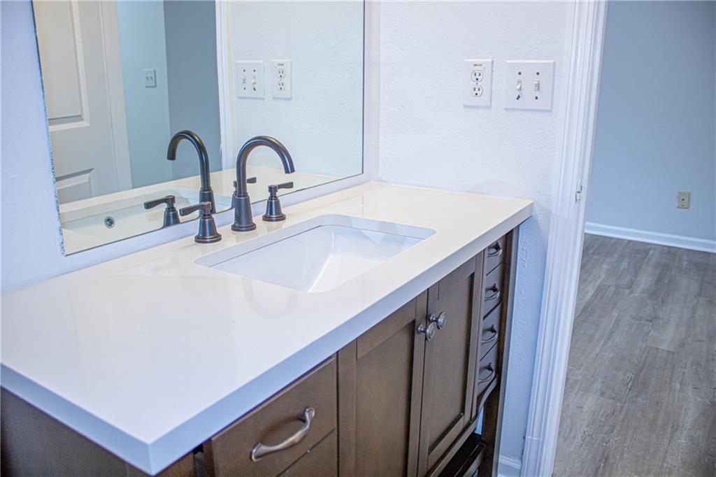247 Brookview Drive, Riverdale, Georgia image 34