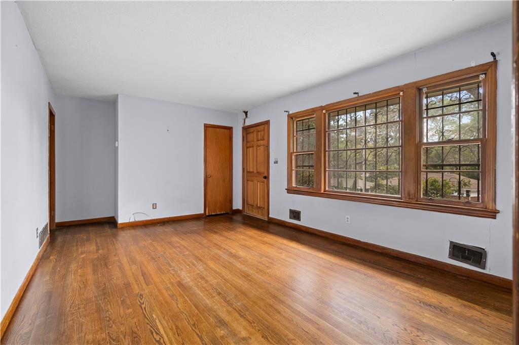 2667 Altaview Drive SE