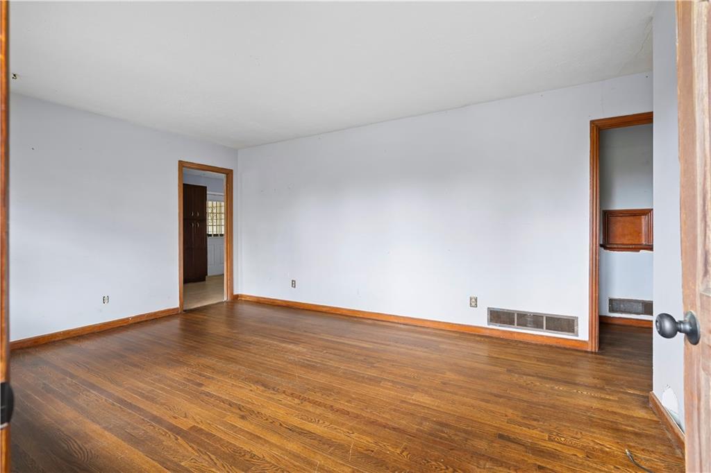 2667 Altaview Drive SE