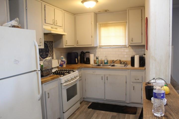 256 E Martin Luther King Jr Drive, Jackson, Georgia image 4