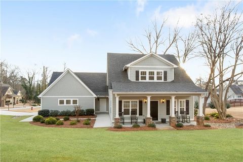 40 E Second Street Newnan GA 30263