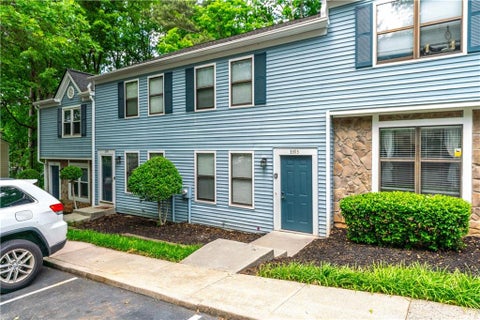 Townhouse For Sale - 3393 September Morn<br/> Peachtree Corners, GA 30092