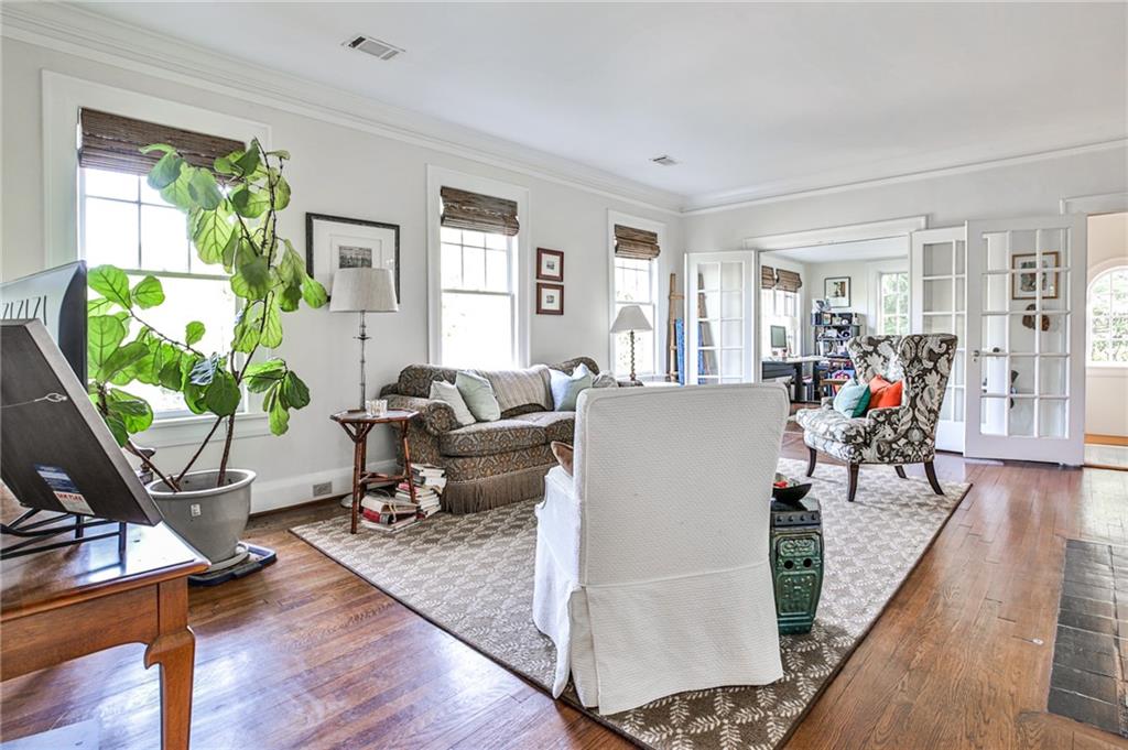 60 Inman Circle NE