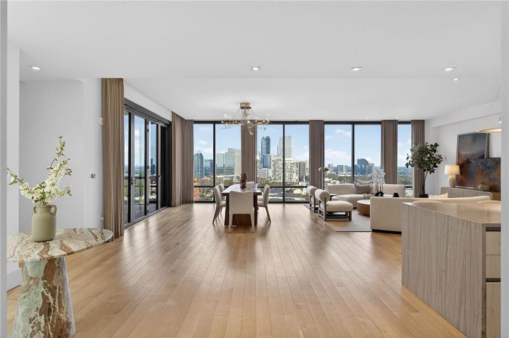 3107 Peachtree Road NE 1702