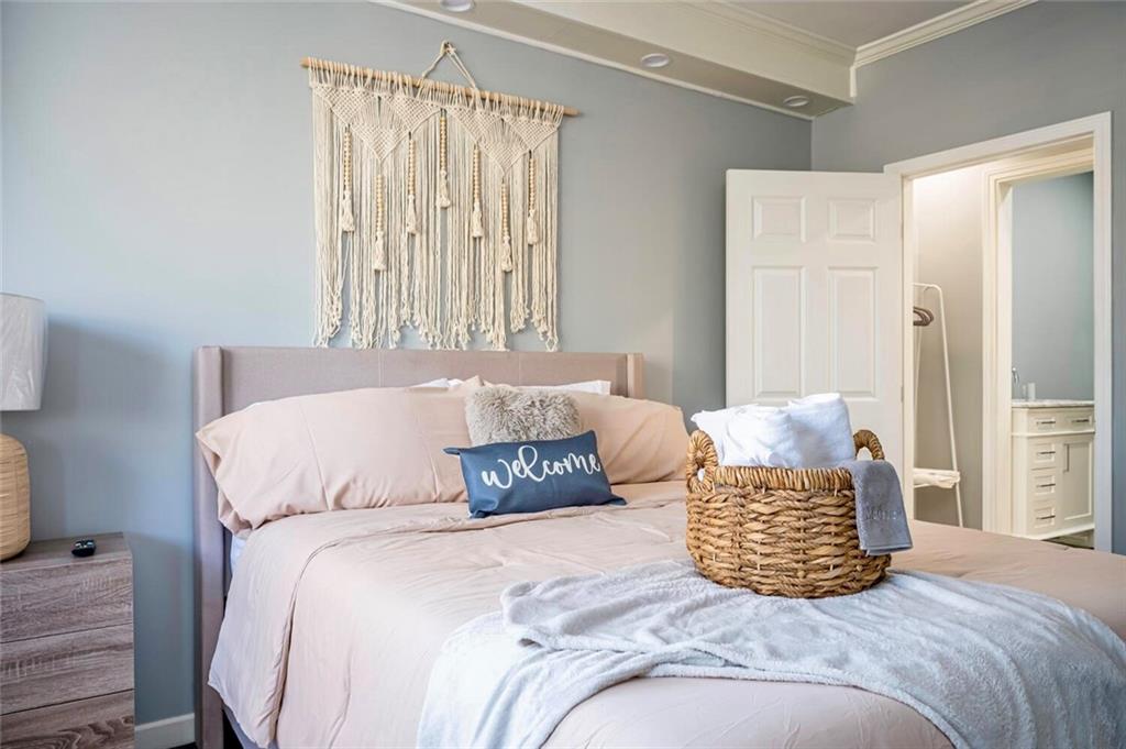 3222 Jamaica Road NW