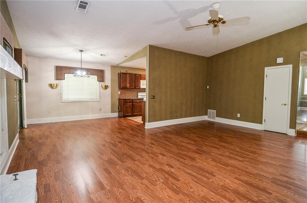 5697 Brooklyn Lane, Norcross, Georgia image 9