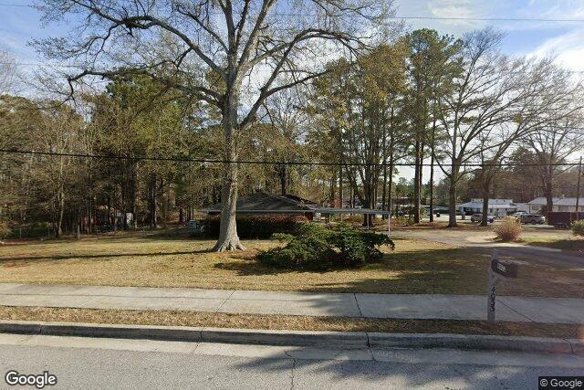 This is a Duplex property. Perfectly situated in charming Powder Springs—where Southern hospitality meets modern convenience. This
property offers more than just a great place to live—it gives you access to a lifestyle enriched by local culture, family-friendly attractions,
and a vibrant sense of community. Just minutes away, you can stroll the Historic Downtown Powder Springs, where local boutiques, cafes,
and community events bring neighbors together year-round. Spend weekends soaking up the sun and splashing around at Seven Springs
Water Park, or dive into local history at the Seven Springs Museum, a true gem for history lovers. For a thrill-filled day, Six Flags Over
Georgia is just a short drive away—perfect for spontaneous weekend fun or entertaining visiting guests. Whether you're looking for outdoor
adventure, cultural enrichment, or simple small-town charm with easy access to Atlanta, this location truly has it all. Discover why Powder
Springs is one of Cobb County’s most desirable places to call home.