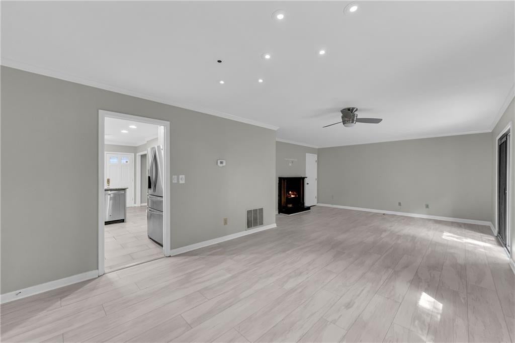 1493 Ashford Place NE