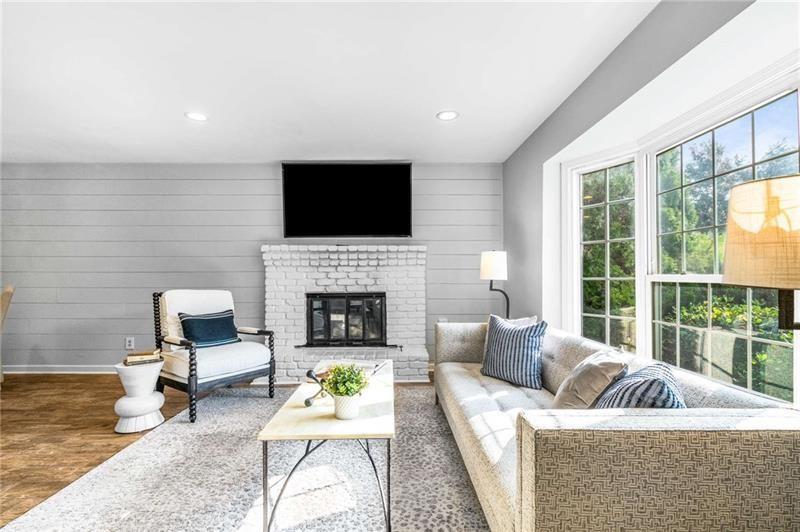 136 Peachtree Memorial Drive NW NC8