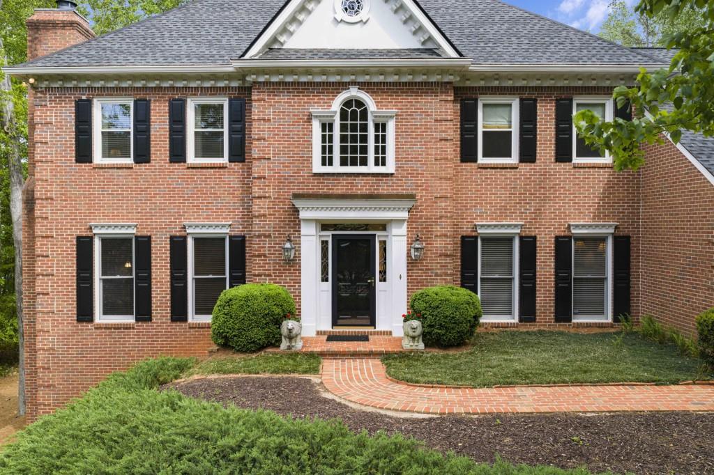 300 Waterpine Court