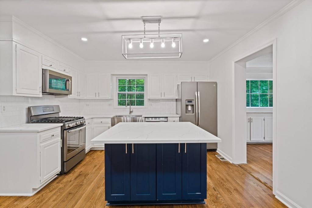 345 W Spalding Drive Drive