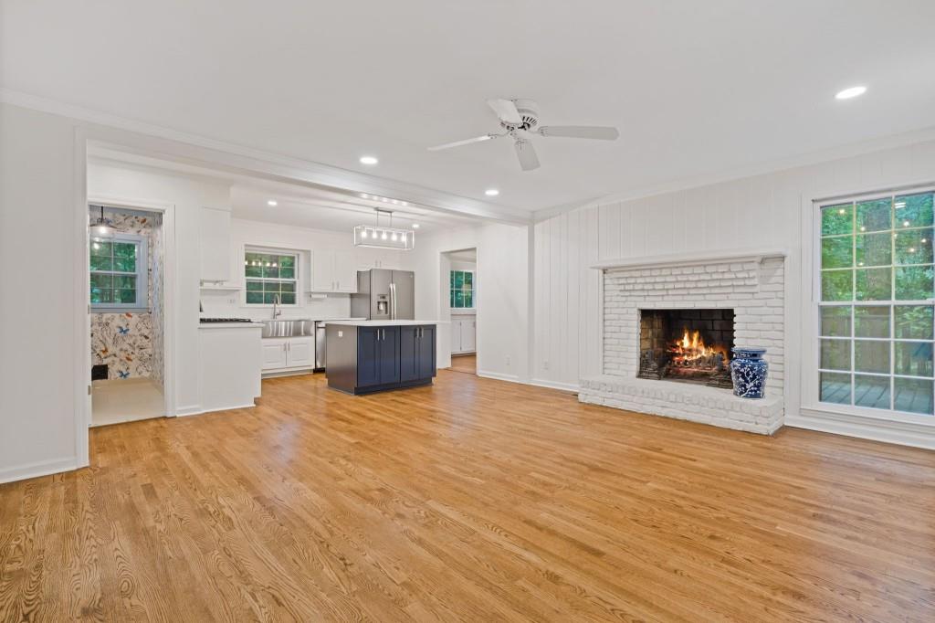 345 W Spalding Drive Drive