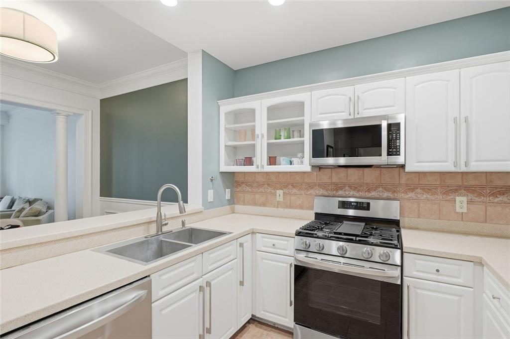 850 Piedmont Avenue NE 2302