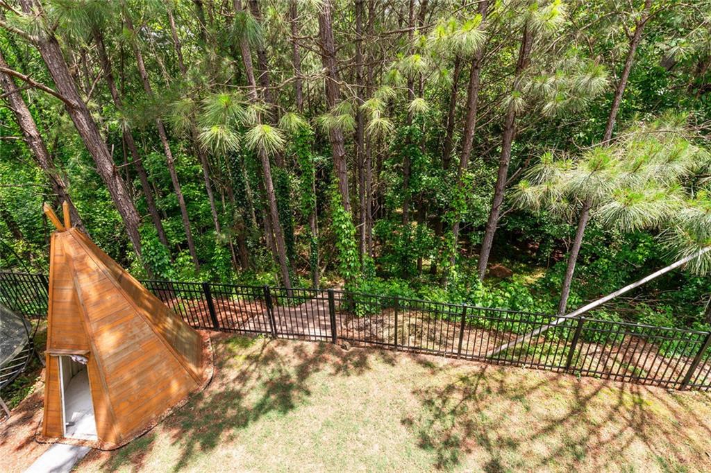 6069 Queens River Drive, Mableton, Georgia image 6