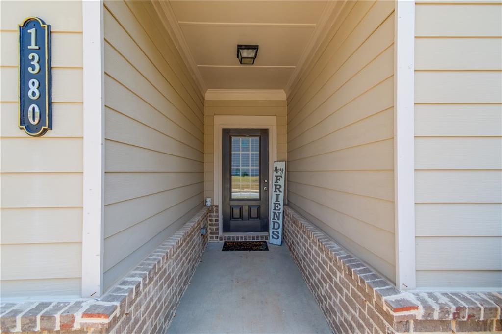 1380 Chester Way, Hoschton, Georgia image 4