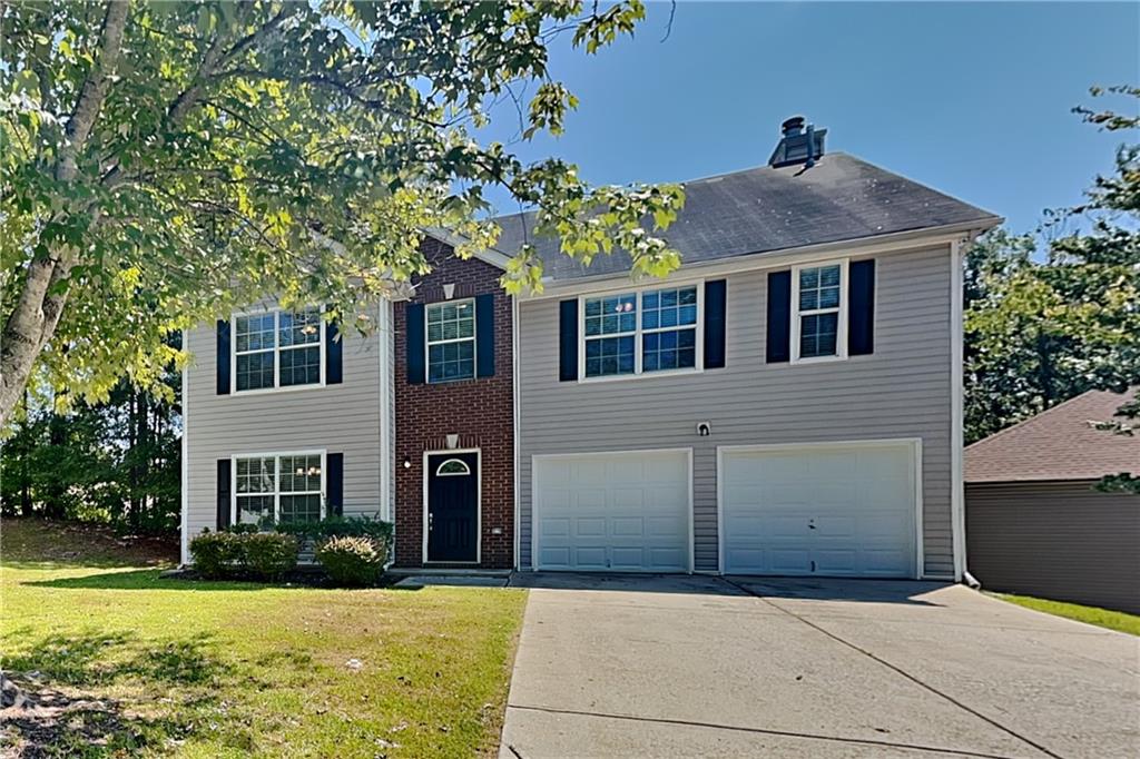 Charming 4 bed, 3 bath, 2,718 sqft home in Douglasville! Open kitchen concept with updated counters and a spacious living room. Primary suite with attached bathroom. Spacious backyard, great for gatherings! Pets accepted on a case by case basis. Additional admin fees apply. The Fireplace is decorative. Schedule your showing today! This home is as-is.
This home may be located within a Homeowners Association (HOA) community. If so, residents will be responsible for adhering to all HOA rules and regulations. Please contact your agent or landlord's agent for more information.