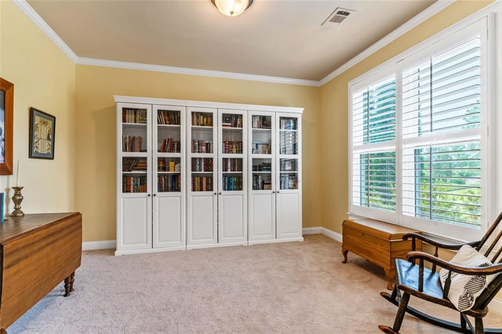 54 OAK CREEK Court W