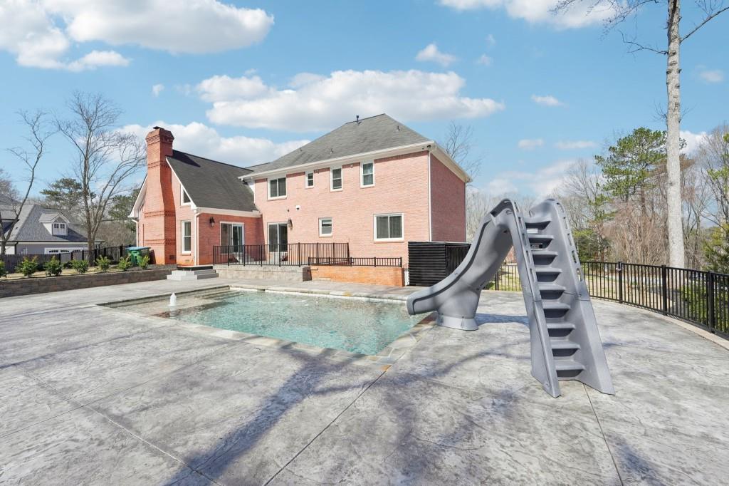 1600 Spring Arbor Court SW