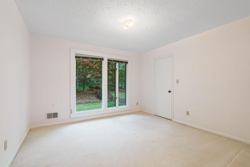 170 Mark Trail, Sandy Springs, Georgia image 33