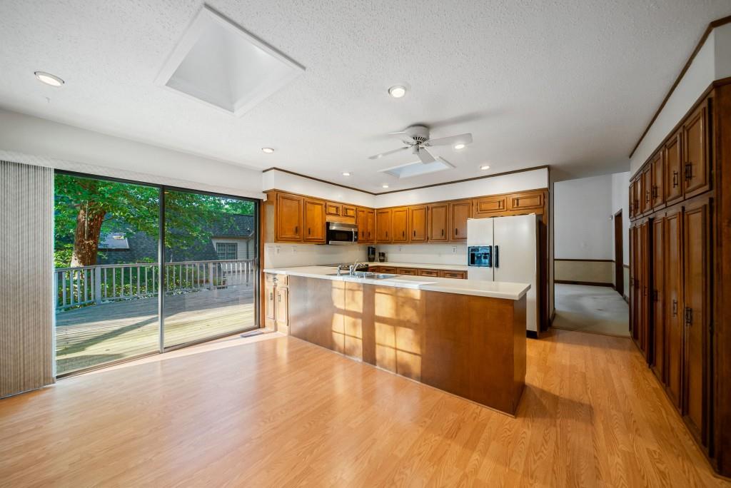 170 Mark Trail, Sandy Springs, Georgia image 7