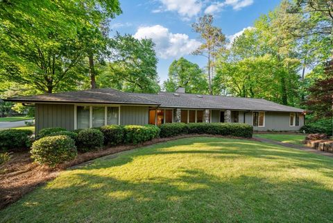 Photo of 170 Mark Trail NW, Sandy Springs, GA 30328 (MLS # 7571079)