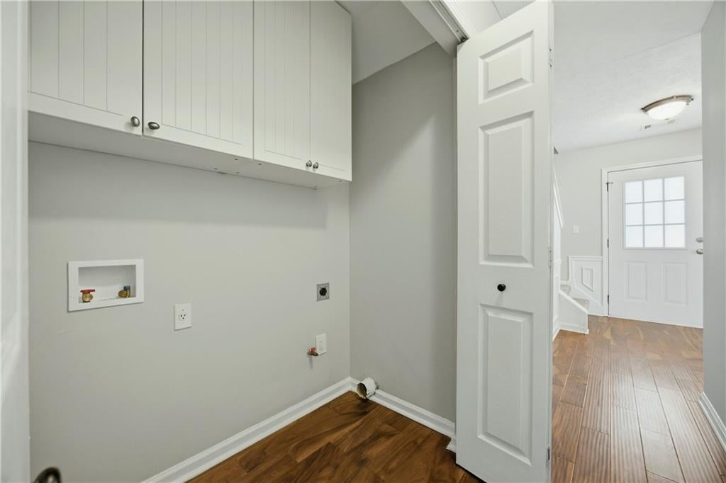 1115 Winthrope Chase Drive