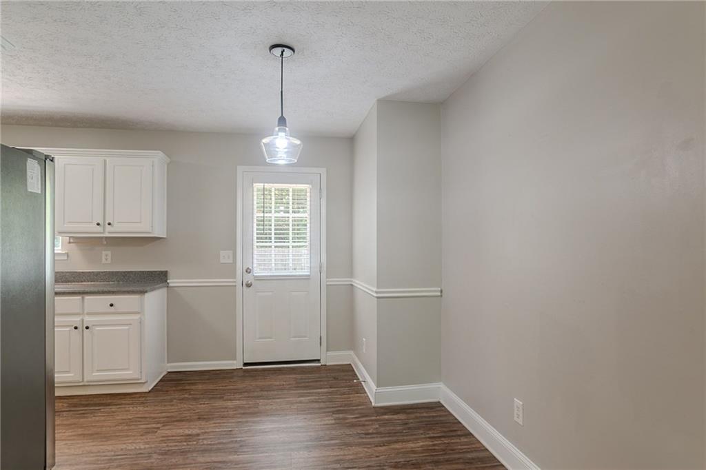 5028 Nichols Drive, Flowery Branch, Georgia image 7