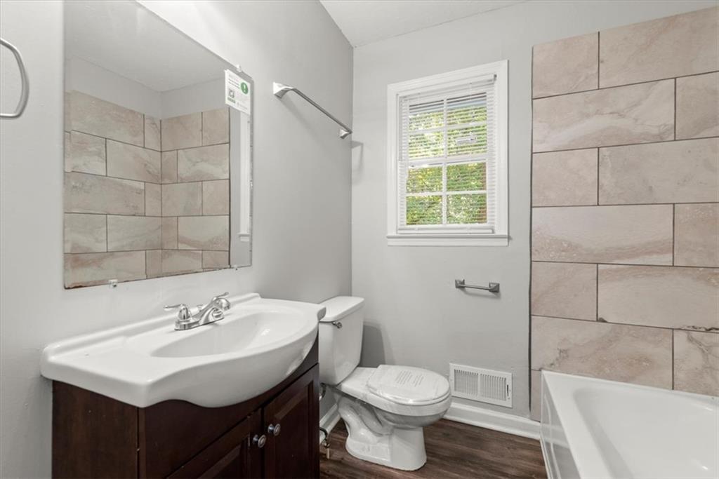 3512 Collier Drive, Atlanta, Georgia image 8