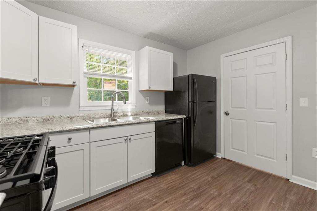 3512 Collier Drive, Atlanta, Georgia image 6
