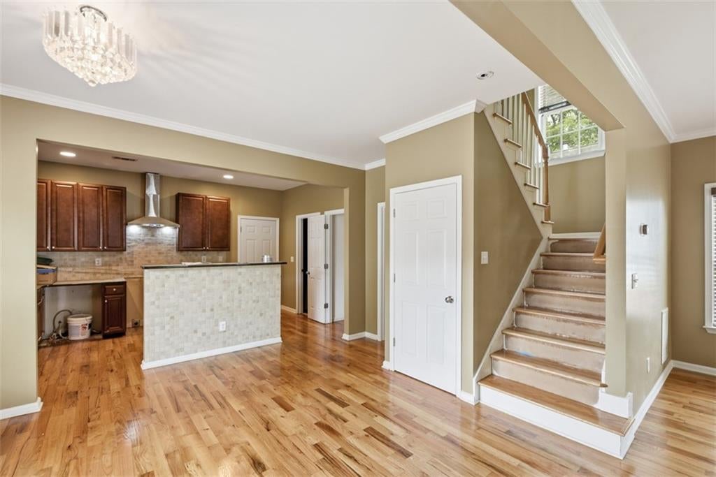 42 Weyman Avenue SW