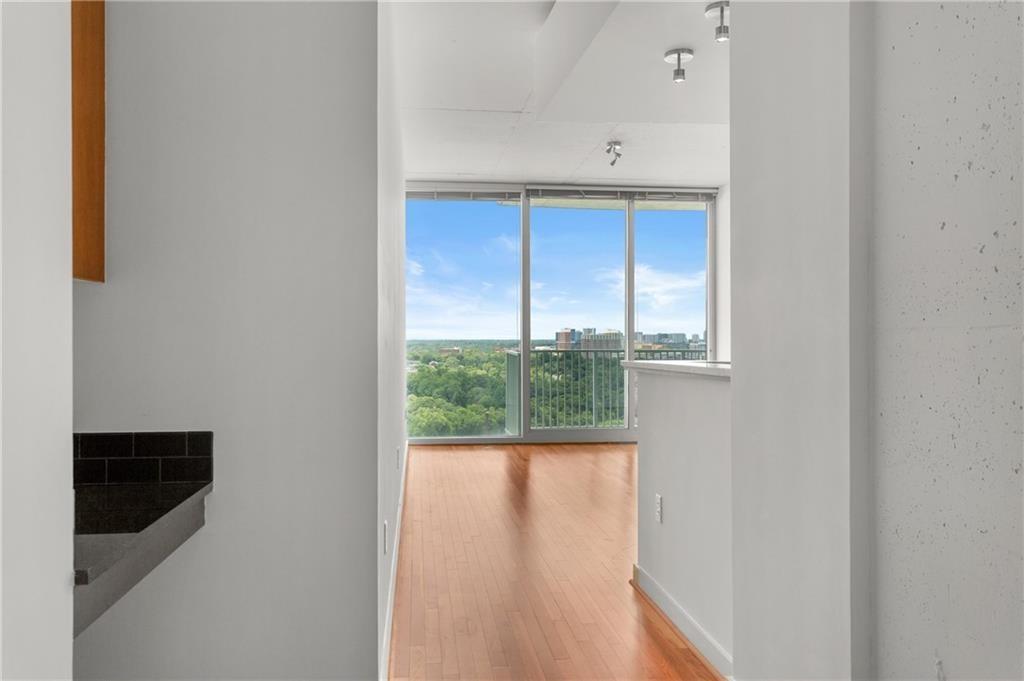 361 17th Street NW 1618