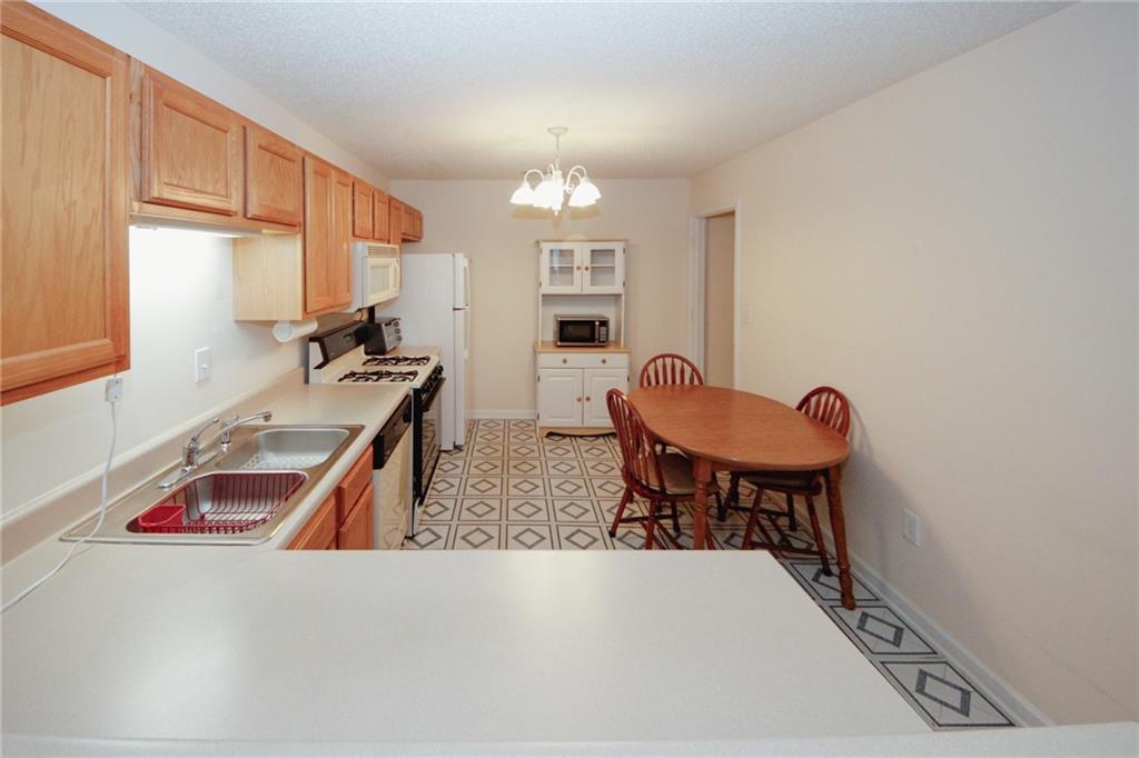 2191 Rockbridge Road #103, Stone Mountain, Georgia image 14