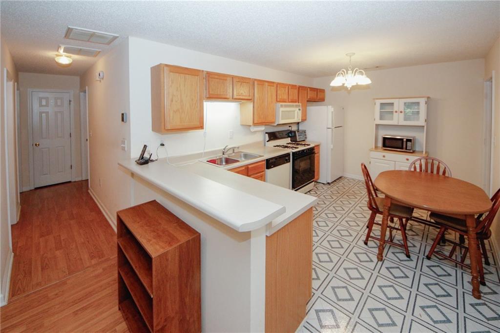2191 Rockbridge Road #103, Stone Mountain, Georgia image 16