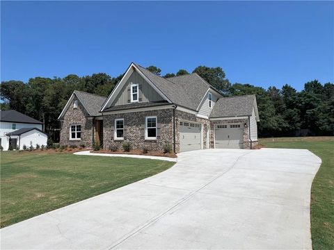 A home in Hoschton