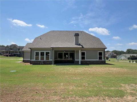 A home in Hoschton