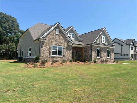 A home in Hoschton