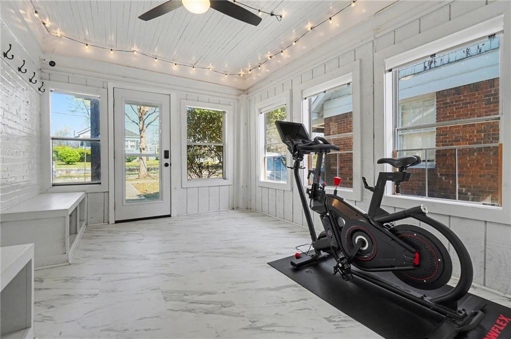 1018 Katherwood Drive SW