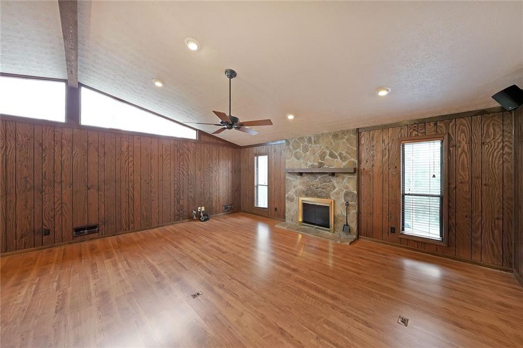 1072 Powell Wright Road, Marietta, Georgia image 11