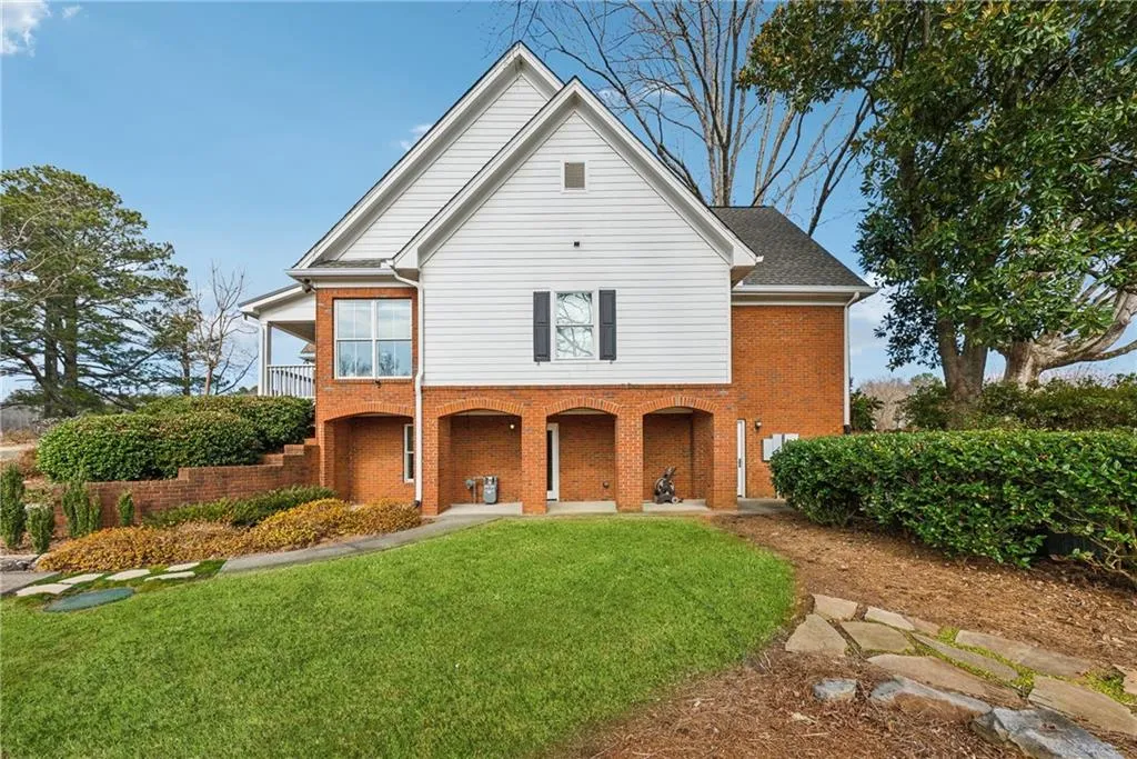 Canton, Georgia 30115, United States, 5 Bedrooms Bedrooms, ,6 BathroomsBathrooms,Residential,Active,5689