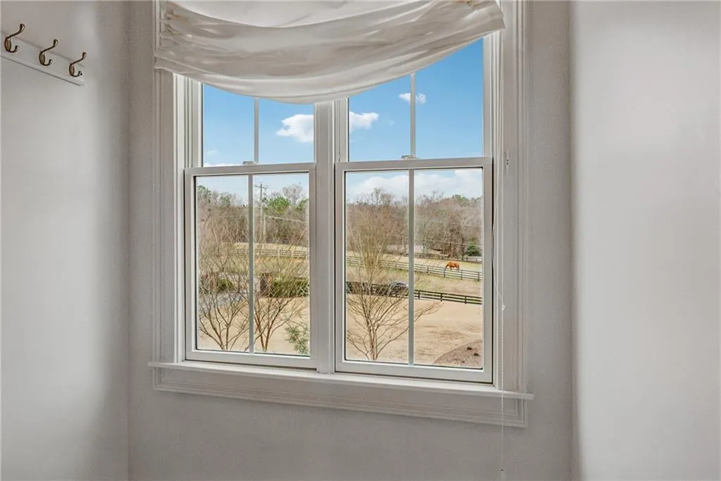 Canton, Georgia 30115, United States, 5 Bedrooms Bedrooms, ,6 BathroomsBathrooms,Residential,Active,5689