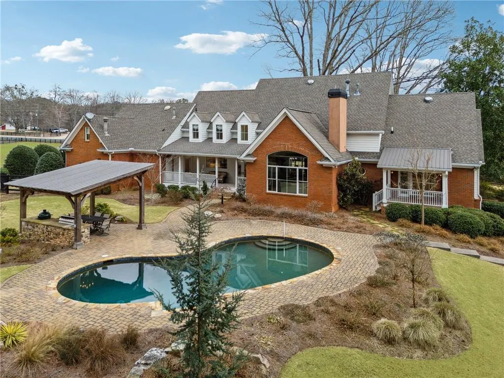 Canton, Georgia 30115, United States, 5 Bedrooms Bedrooms, ,6 BathroomsBathrooms,Residential,Active,5689