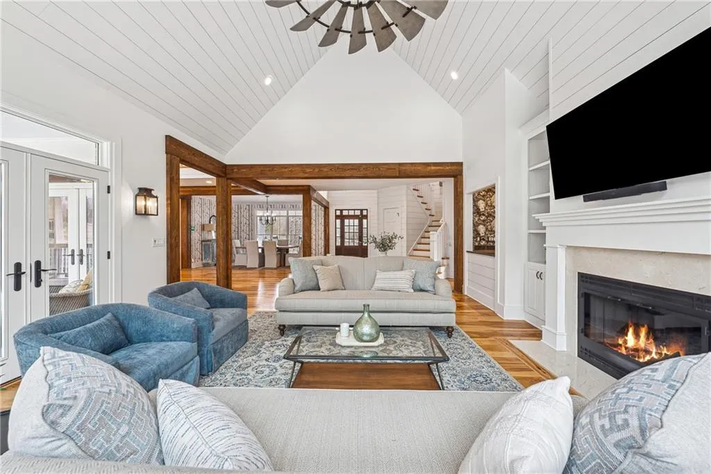 Canton, Georgia 30115, United States, 5 Bedrooms Bedrooms, ,6 BathroomsBathrooms,Residential,Active,5689