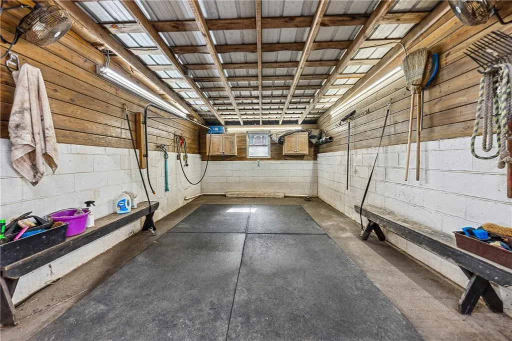 Canton, Georgia 30115, United States, 5 Bedrooms Bedrooms, ,6 BathroomsBathrooms,Residential,Active,5689