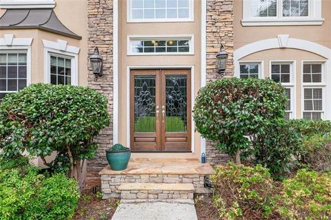 Homes For Sale - 4582 Campenille Court<br/> Gwinnett County, Suwanee, GA 30024