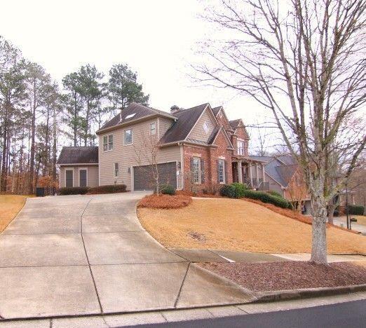 881 Creekview Bluff Way